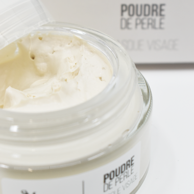 Masque visage revitalisant à la poudre de perle 100ml